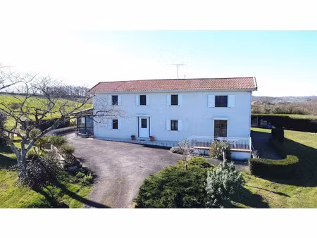 vente maison 6 pièces 164.7 m² à castillon-debats (32190)  278 000 €