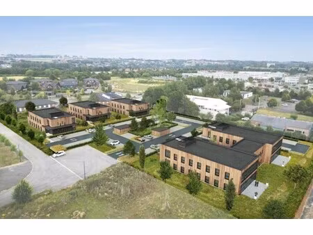 location local professionnel 3 143m²