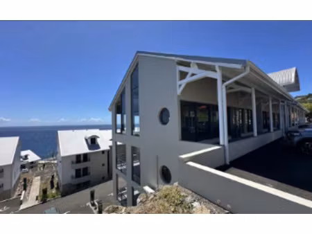 location local commercial 44m² vieux fort 97141