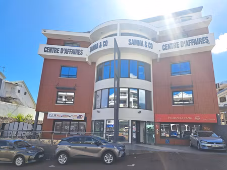 location local commercial 90m² st denis 97490