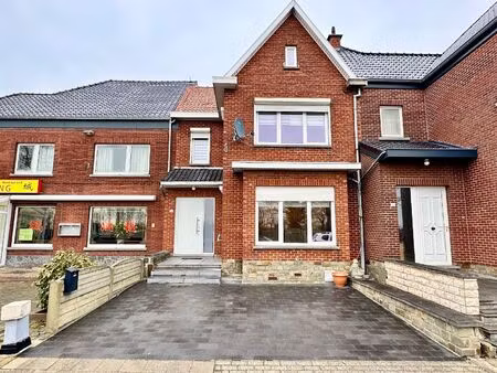 ruime woning met tuin  terras en 3 slaapkamers in tongeren-borgloon