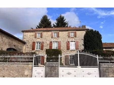 vente maison piscine à la rochefoucauld (16110) : à vendre piscine / 219m² la rochefoucaul