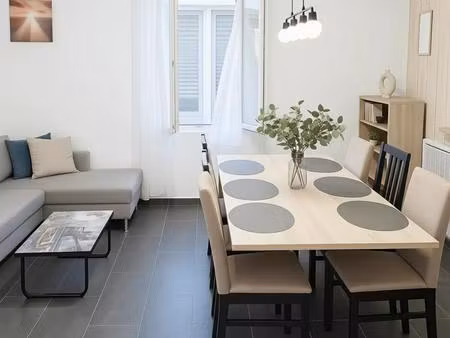 maison de 5 pièces de 155 m² située à trignac