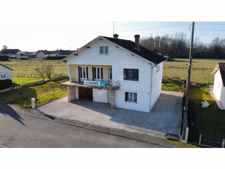 maison familiale entre chalon-sur-saone et lons-le-saunier proche louhans et ses 157 arcad