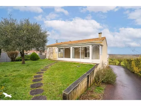 vente maison 5 pièces 137 m² à breuillet (17920)  343 200 €