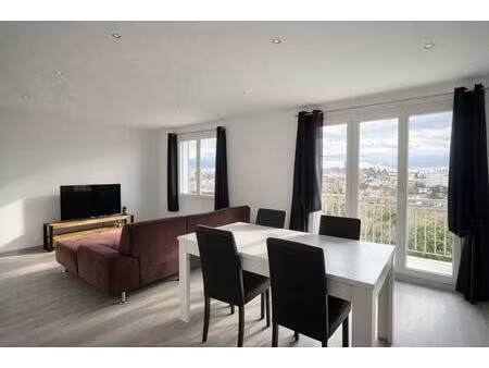 vente appartement 3 pièces 68m2 romans-sur-isère 26100 - 135000 € - surface privée