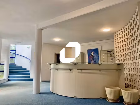 espaces tertiaires divisibles