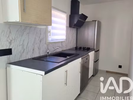 vente appartement 3 pièces à saint-maximin-la-sainte-baume (83470) : à vendre 3 pièces / 4