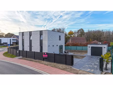 huis te koop in beringen met 3 slaapkamers