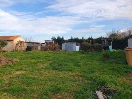 vente terrain 450 m² la lande-de-fronsac (33240)
