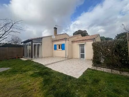 maison de plain-pied 3 chambres jardin.