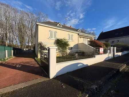 maison chambray les tours 5 pièce(s) 130 m2