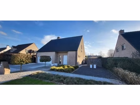 huis te koop in lochristi met 4 slaapkamers