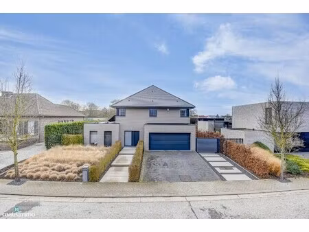 huis te koop in riemst met 3 slaapkamers