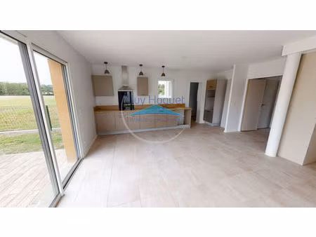 maison à louer de 5 pièces à siros  france