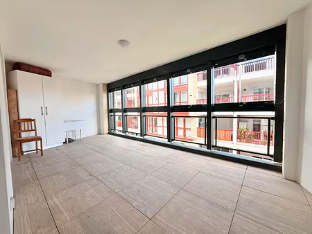 appartement 3 pieces coeur de ville avec terrasse