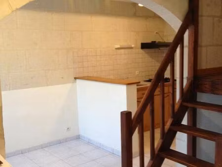 location appartement 3 pièces 33 m² à saumur (49400)