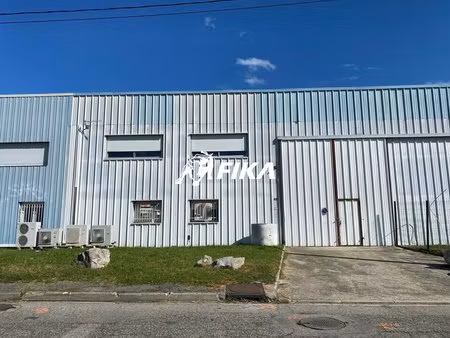 local d'activite a vendre