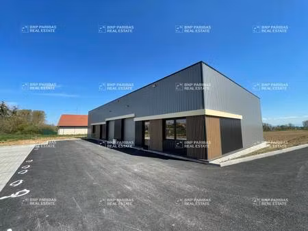 local d'activités à louer