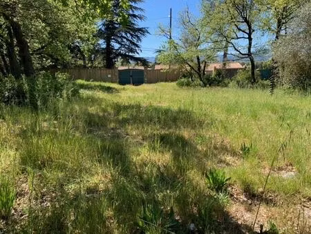 vente terrain à construire 2000 m² saint-maximin-la-sainte-baume (83470)