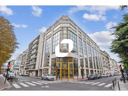 a vendre  bureaux renoves et prix attractif