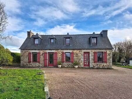 vente maison à callac (22160) : à vendre / 113m² callac