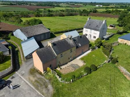 vente longère et corps de ferme à saint-thonan (29800) : à vendre / saint-thonan
