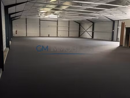 location local commercial