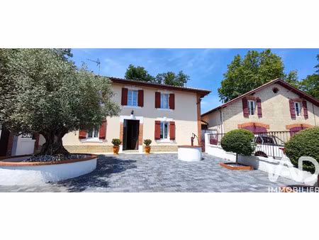 vente maison 6 pièces 199 m² poyartin (40380)