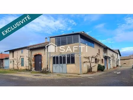 loft lumineux de 100m2 avec atelier de forgeron