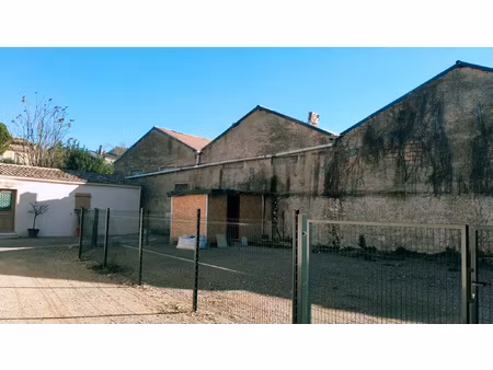 local entrepôt 80 m2 centre-ville draguignan stockage