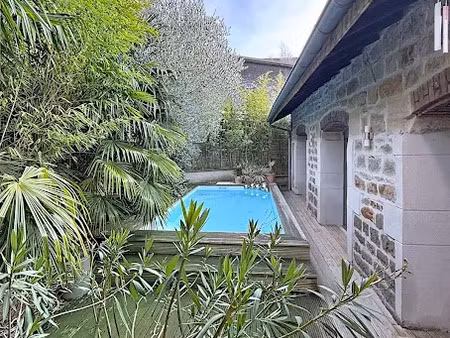 vente maison 8 pièces 270 m² à saint-etienne (42000)  497 500 €