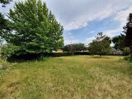 vente terrain à construire 930 m² saint-médard-en-jalles (33160)