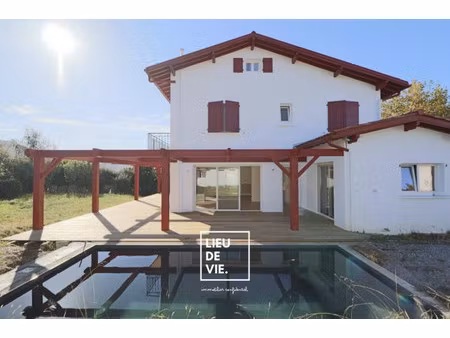 vente maison 9 pièces