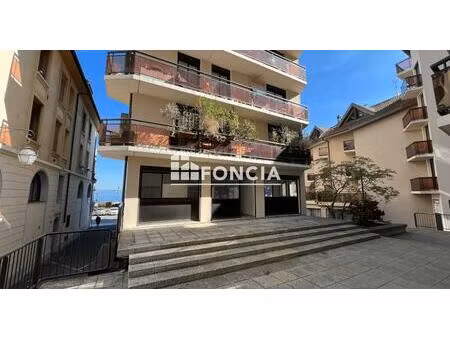 au bord du lac  4 pièces de 89m²