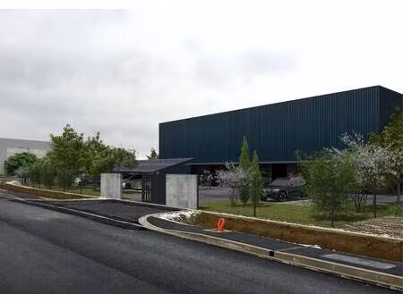 local d'activités à louer