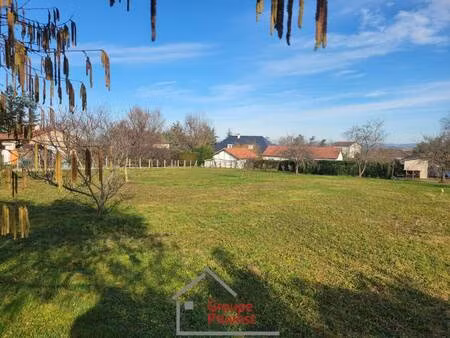 terrain constructible viabilisé à vendre