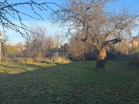 terrain constructible viabilisé à vendre