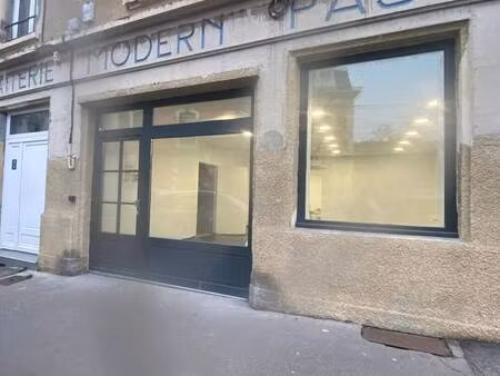 local commercial à louer