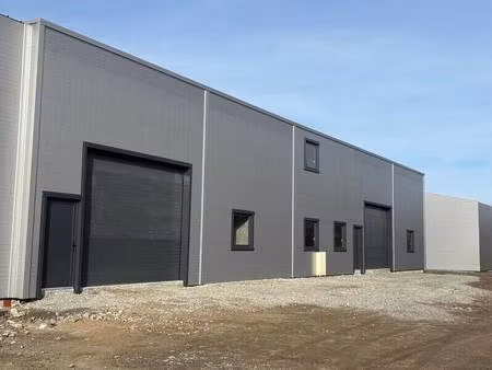 local d'activités à vendre