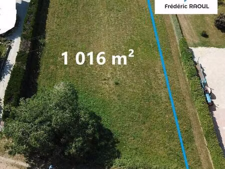 terrain constructible viabilisé à vendre