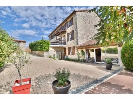 propriété en pierre 545 m2  terrain arboré de 6972 m2  ancien moulin  gîte  appartement ..