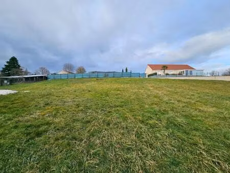 terrain constructible viabilisé à vendre