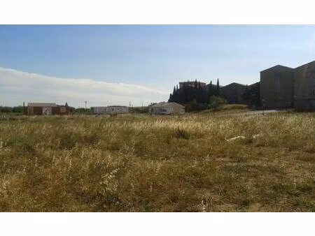 terrain constructible viabilisé à vendre