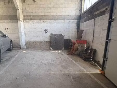 parking à louer