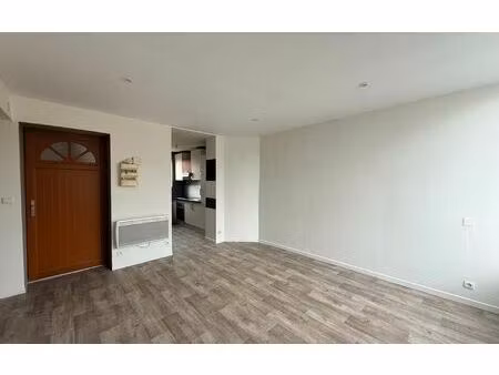 location appartement  m² t-3 à armentières  590 €