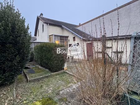 maison à fort potentiel sainte-marie-aux-chênes 99 000 eur
