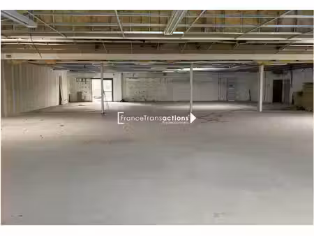 local commercial à louer