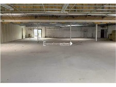 local commercial à louer