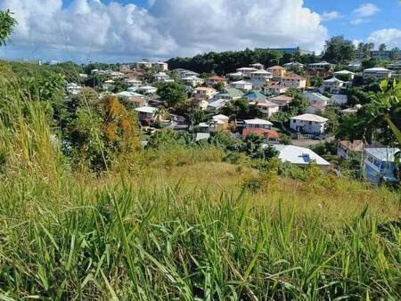 terrain constructible viabilisé à vendre